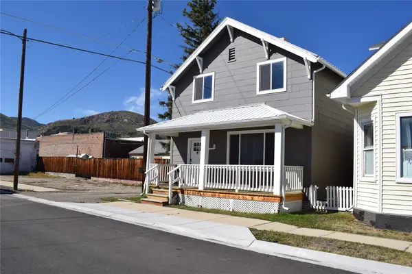 8 Cherry Street, Anaconda, MT 59711