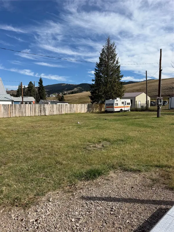 318 S Holland Street, Philipsburg, MT 59858