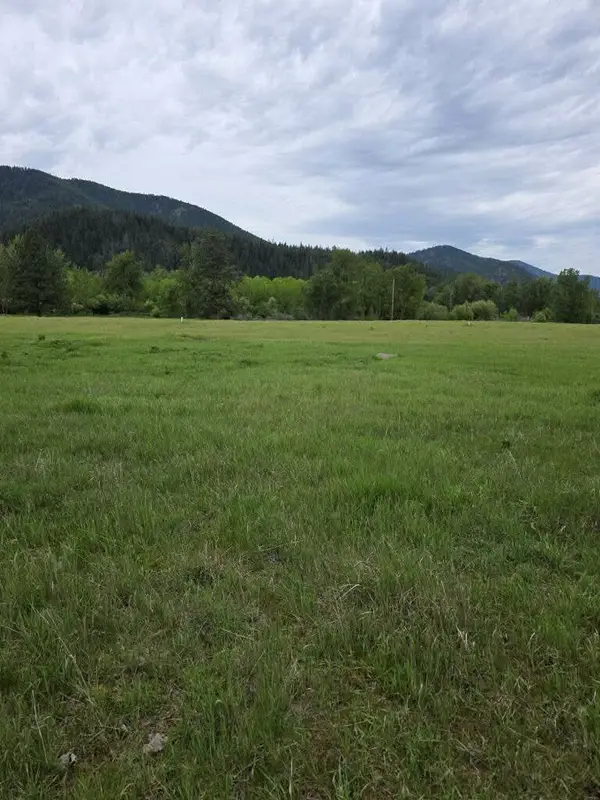 NHN Stitt Lane #A&B, Clinton, MT 59825
