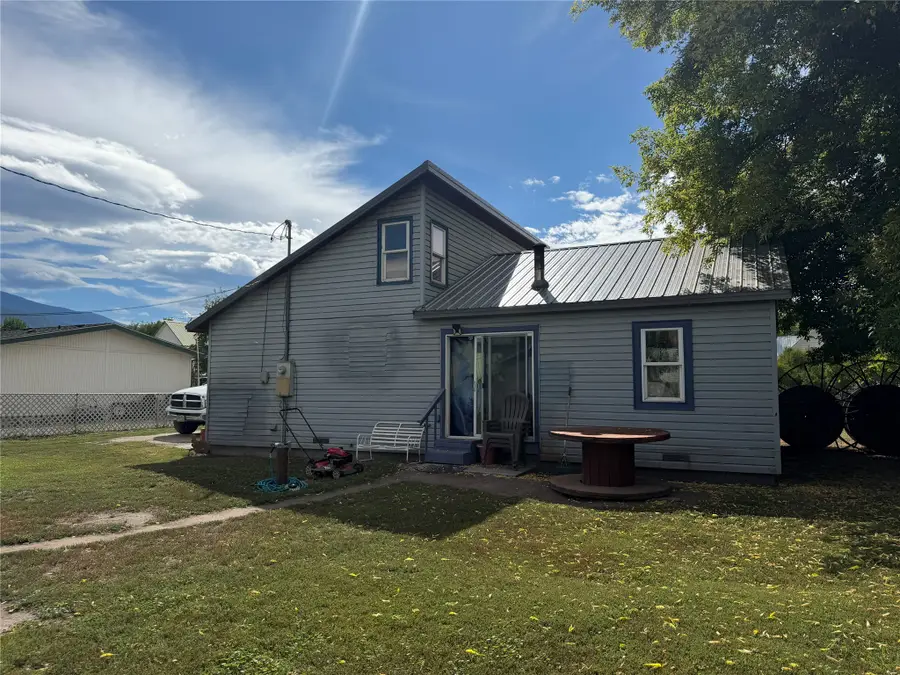 208 E Meany Street, Plains, MT 59859 - #3
