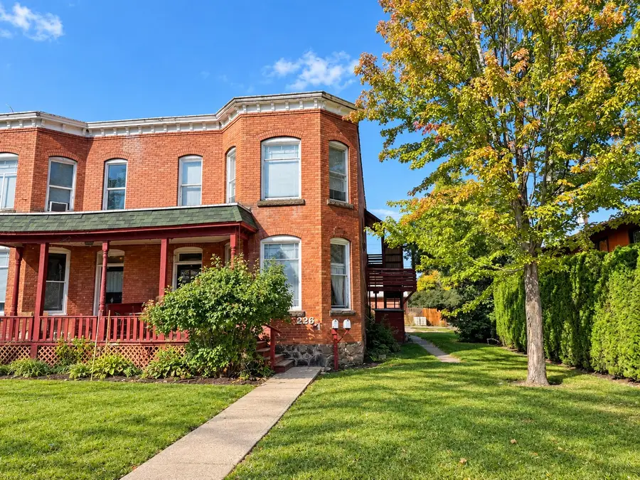 226 S 3rd Street W, Missoula, MT 59801 - #2