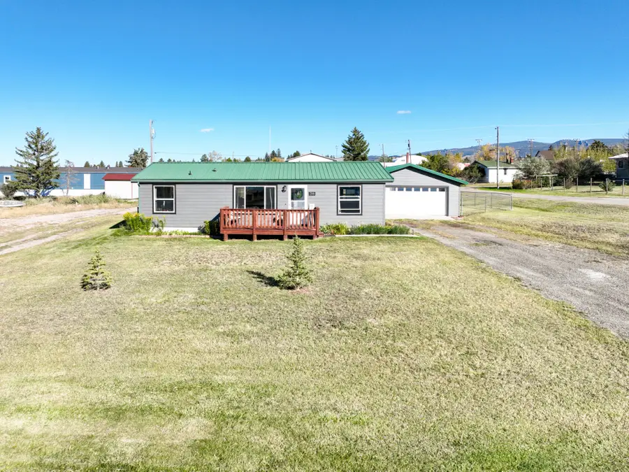 316 5th Avenue Se, White Sulphur Springs, MT 59645 - #3