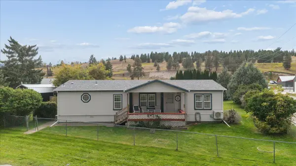 881 2nd Avenue E, Eureka, MT 59917