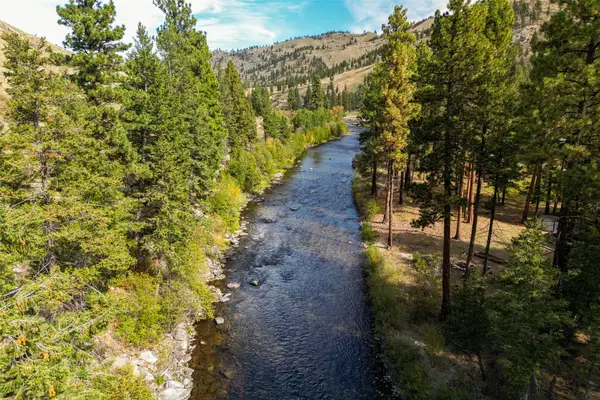 5805 Serenity Lane, Conner, MT 59827