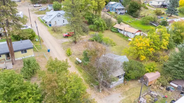 105 Meadowview Lane, Alberton, MT 59820