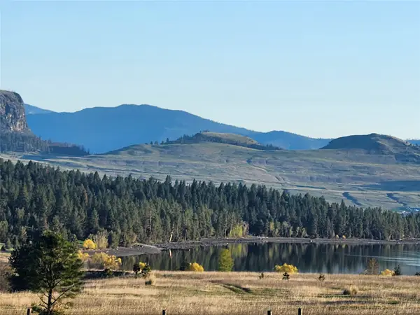 45122 Walking Horse View, Big Arm, MT 59910