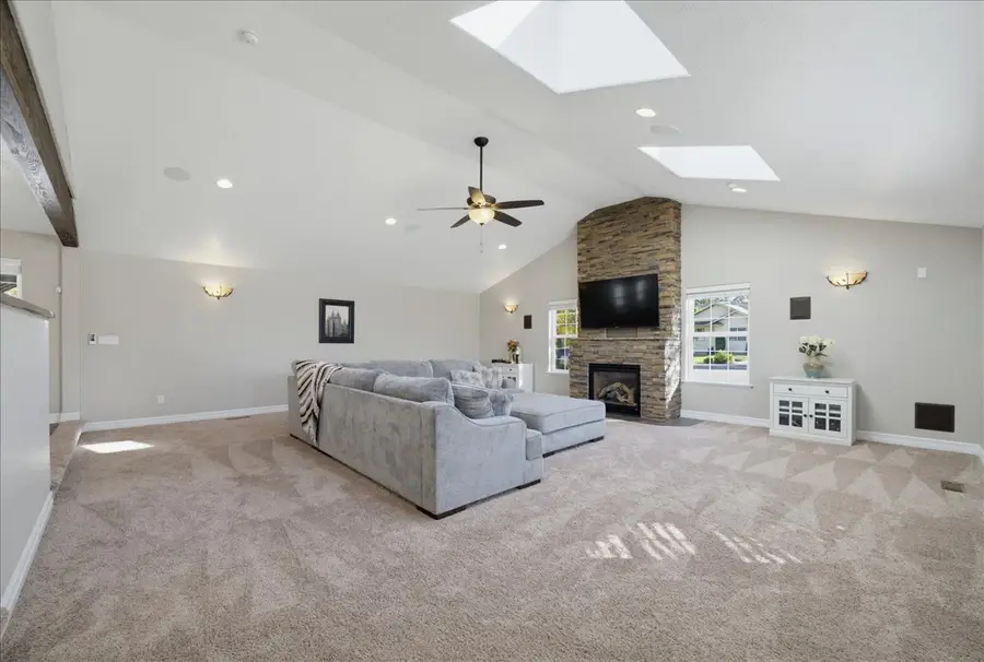 4713 7th Avenue N, Great Falls, MT 59405 - #2