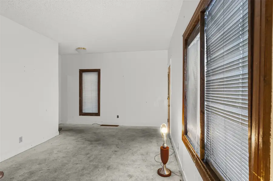 3222 5th Avenue N, Great Falls, MT 59401 - #3