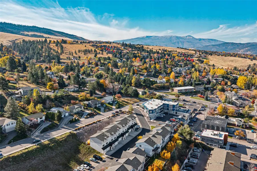 825 Crestmont Way #B, Missoula, MT 59803 - #3