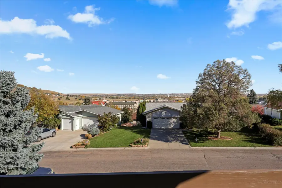2726 Greenbriar Drive, Great Falls, MT 59404 - #2