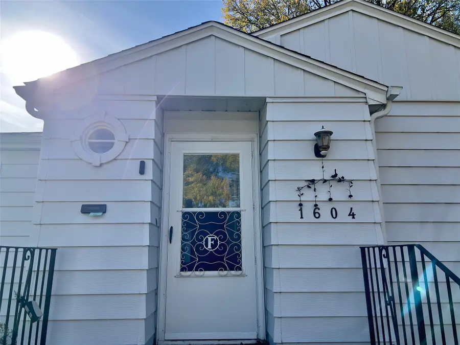 1604 1st Avenue S, Great Falls, MT 59401 - #2