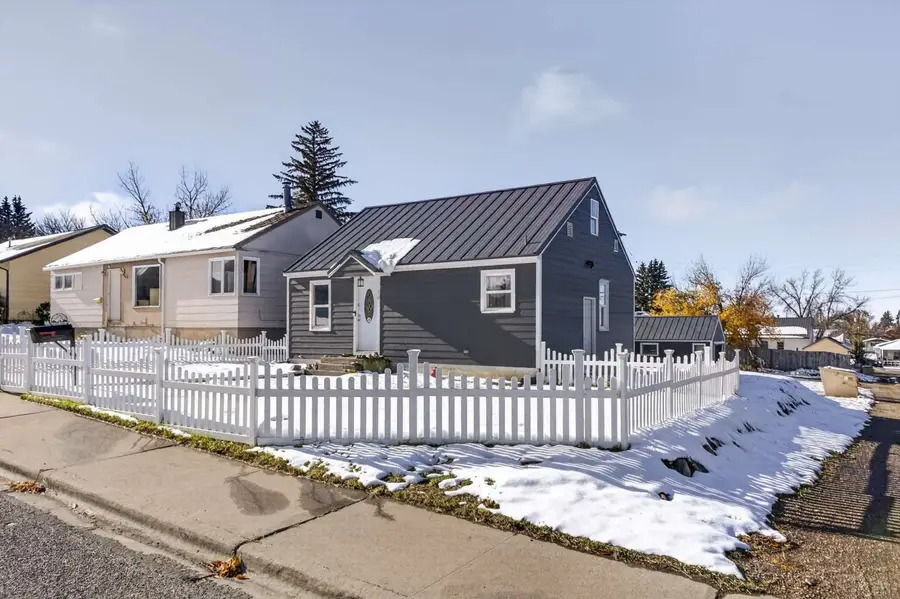 214 7th Avenue Se, Cut Bank, MT 59427 - #2