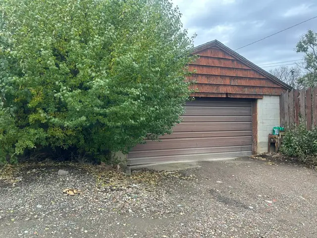 112 10th Avenue N, Shelby, MT 59474 - #1