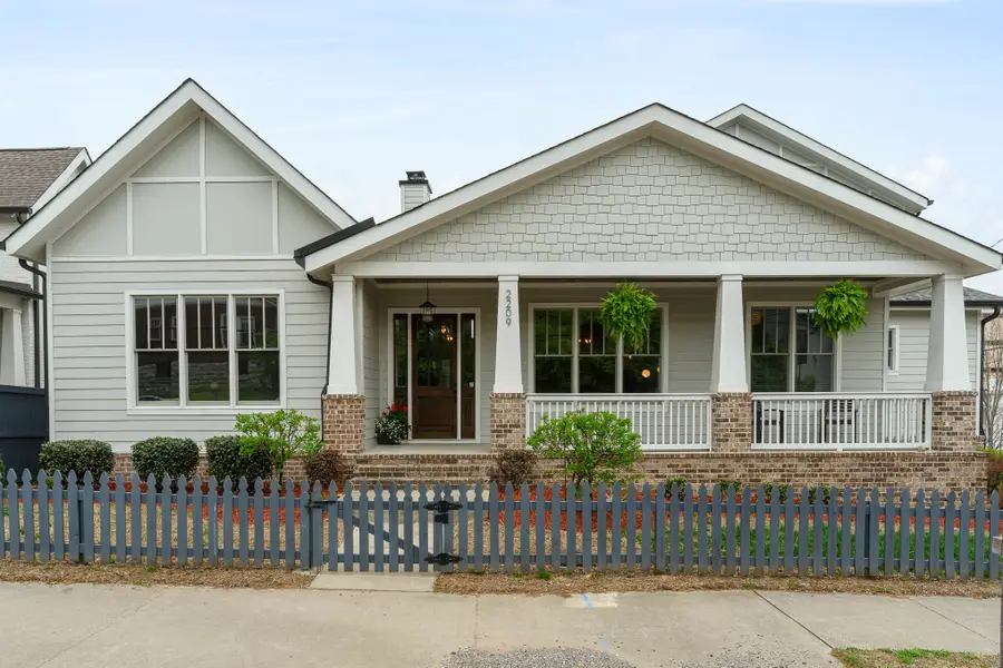 2209 20th Ave S, Nashville, TN 37212 - #3