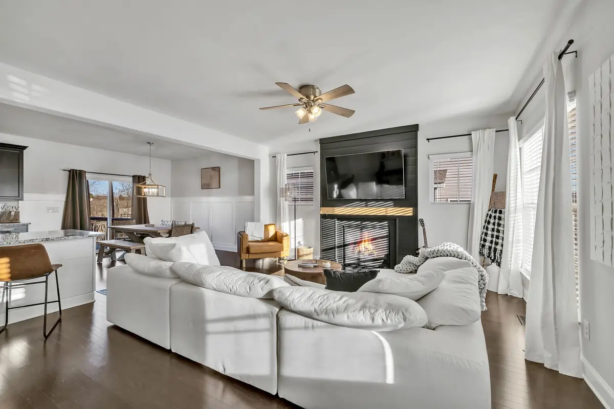 1042 Solomon Ln, Spring Hill, TN 37174 - #1