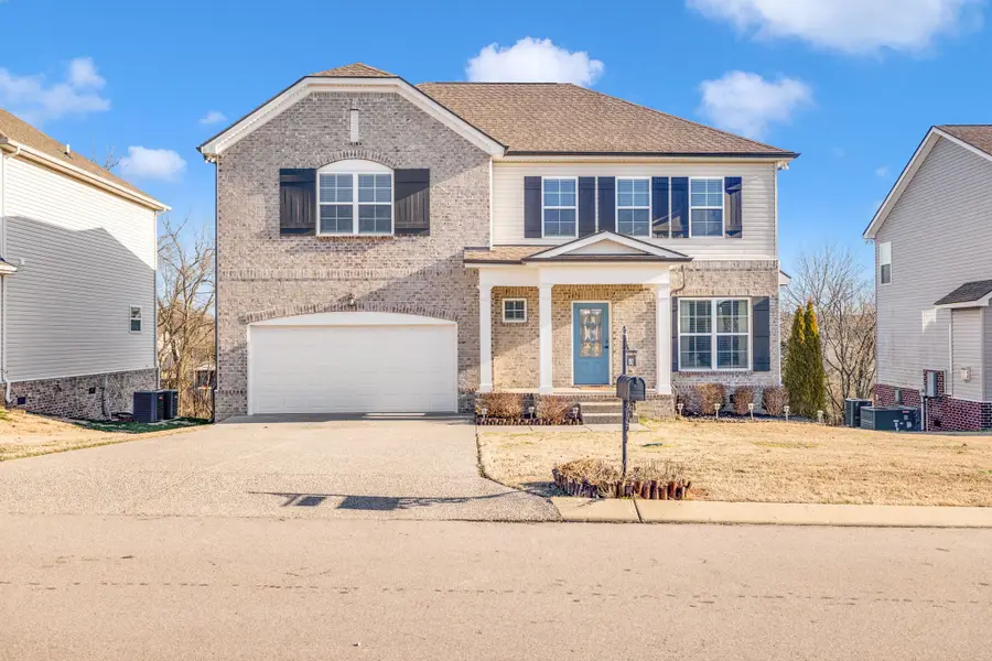 1042 Solomon Ln, Spring Hill, TN 37174 - #2