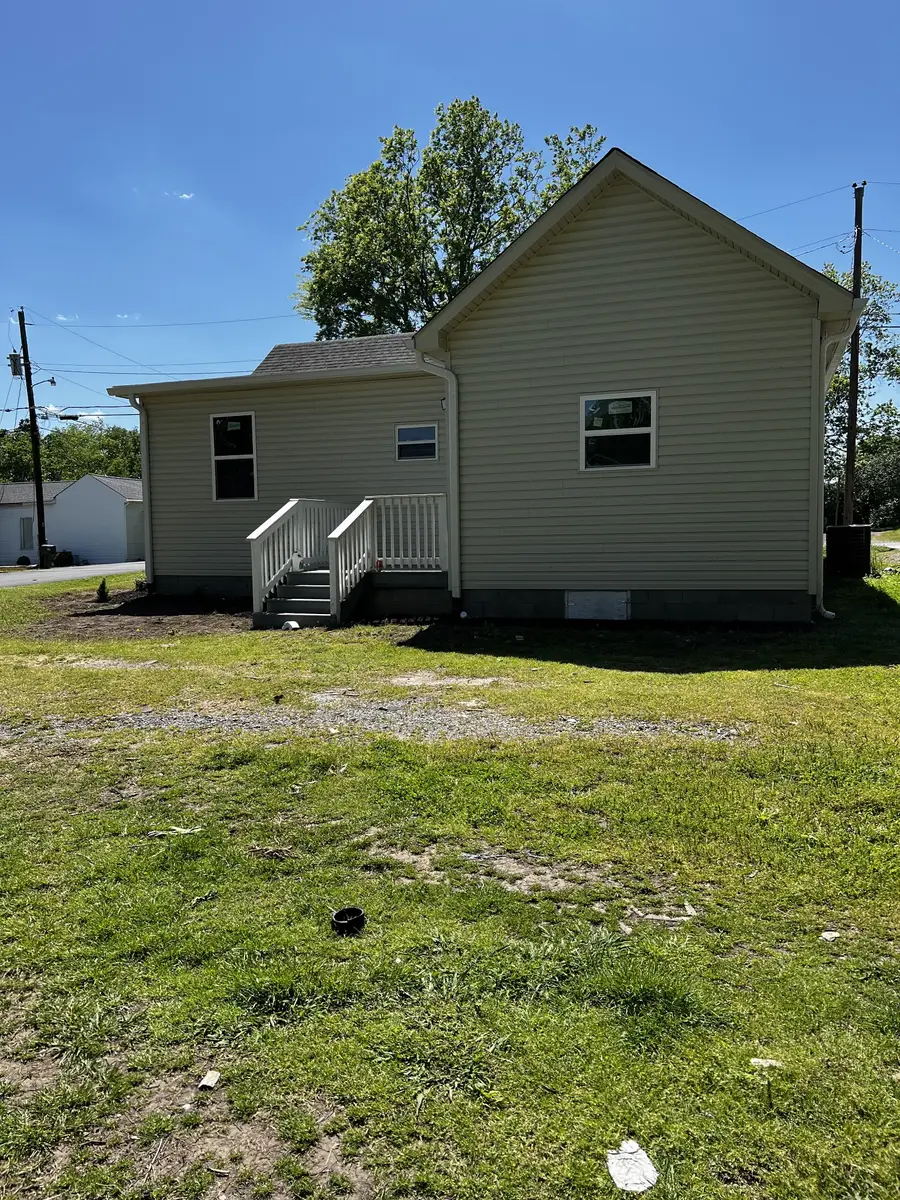 218 W Winchester St, Gallatin, TN 37066 - Image #2