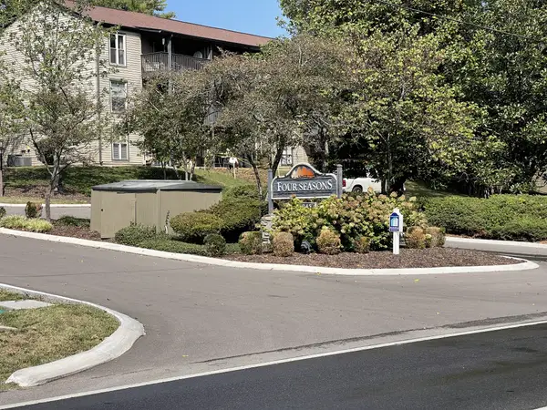 425 Summit Ridge Pl, Nashville, TN 37215