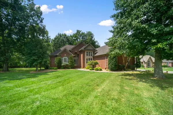 783 Mccurdy Rd, White House, TN 37188