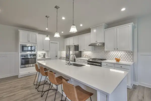 7158 Sky Meadow Dr, College Grove, TN 37046