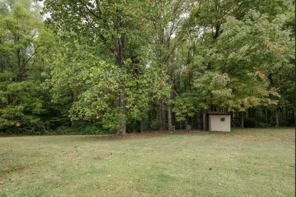 8901 Griffith Rd, Nashville, TN 37221