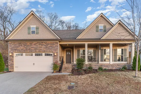 6809 Pleasant Gate Ln, College Grove, TN 37046