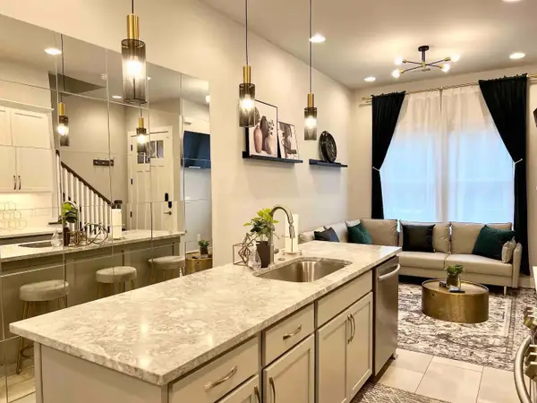 707 26th Ave N #3, Nashville, TN 37208