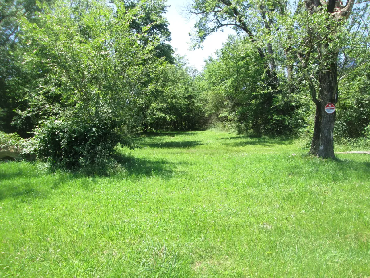 110 E Adams Ave, Lebanon, TN 37087 - #1