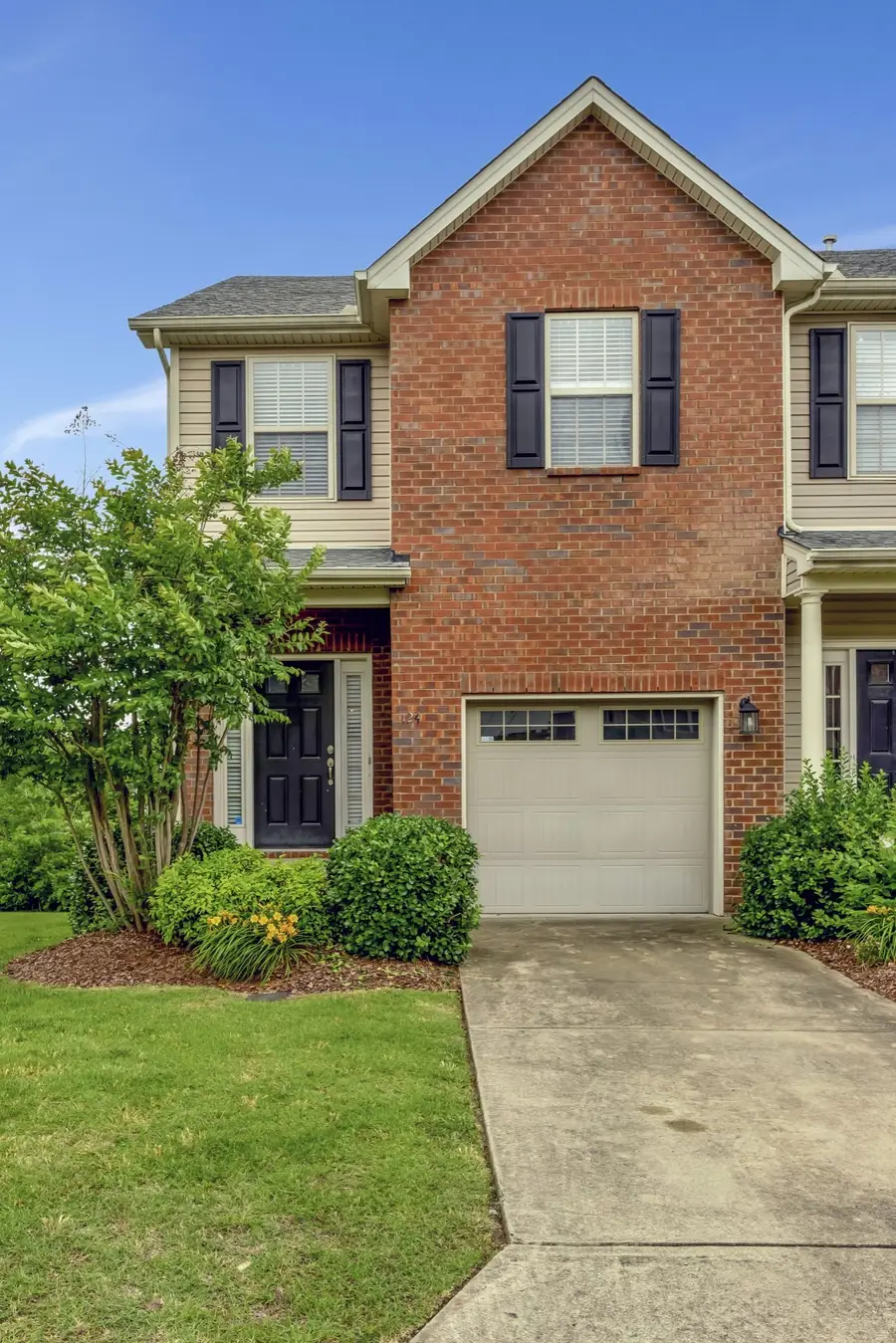 124 Northcrest Commons Cir, Nashville, TN 37211 - Image #2
