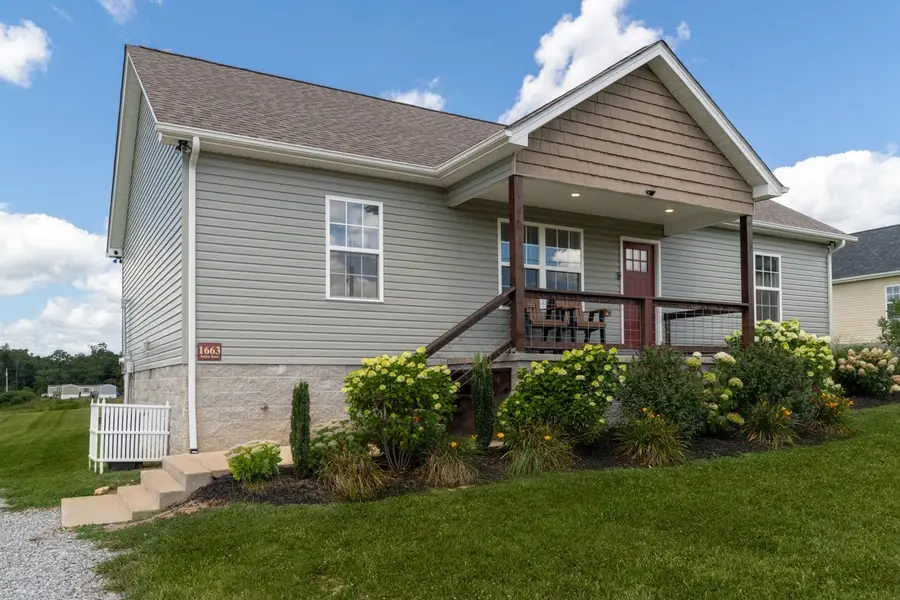 1663 Parker Rd, Sparta, TN 38583 - Image #2