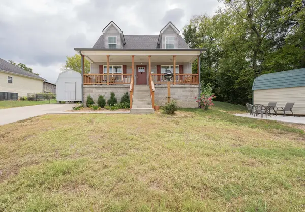 111 Matthews Dr, Lewisburg, TN 37091