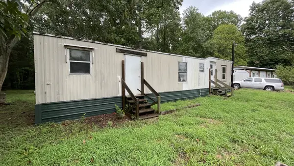 175 Four Star Loop Rd, Smithville, TN 37166