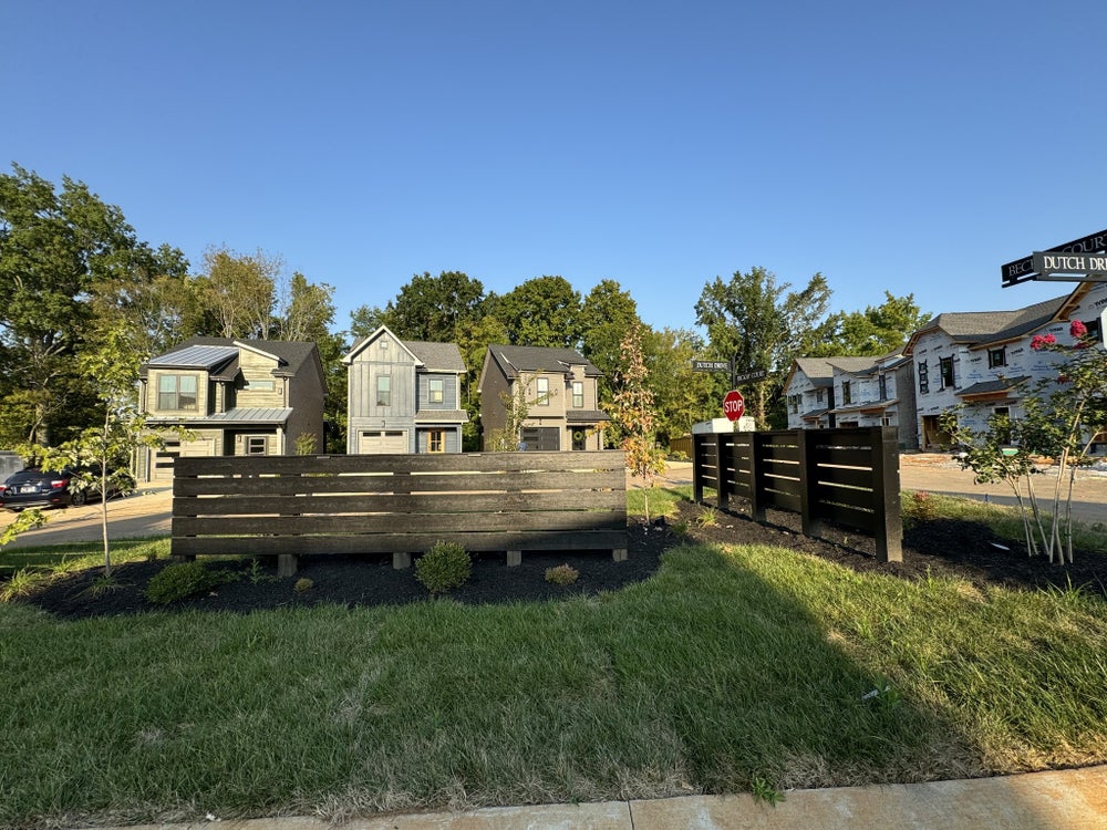 10 Holland Park West, Clarksville, TN 37043 ERA