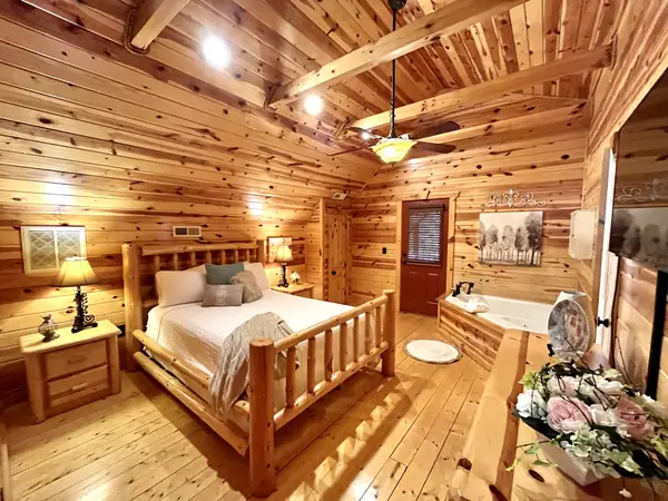 131 White Oak Resort Way, Gatlinburg, TN 37738