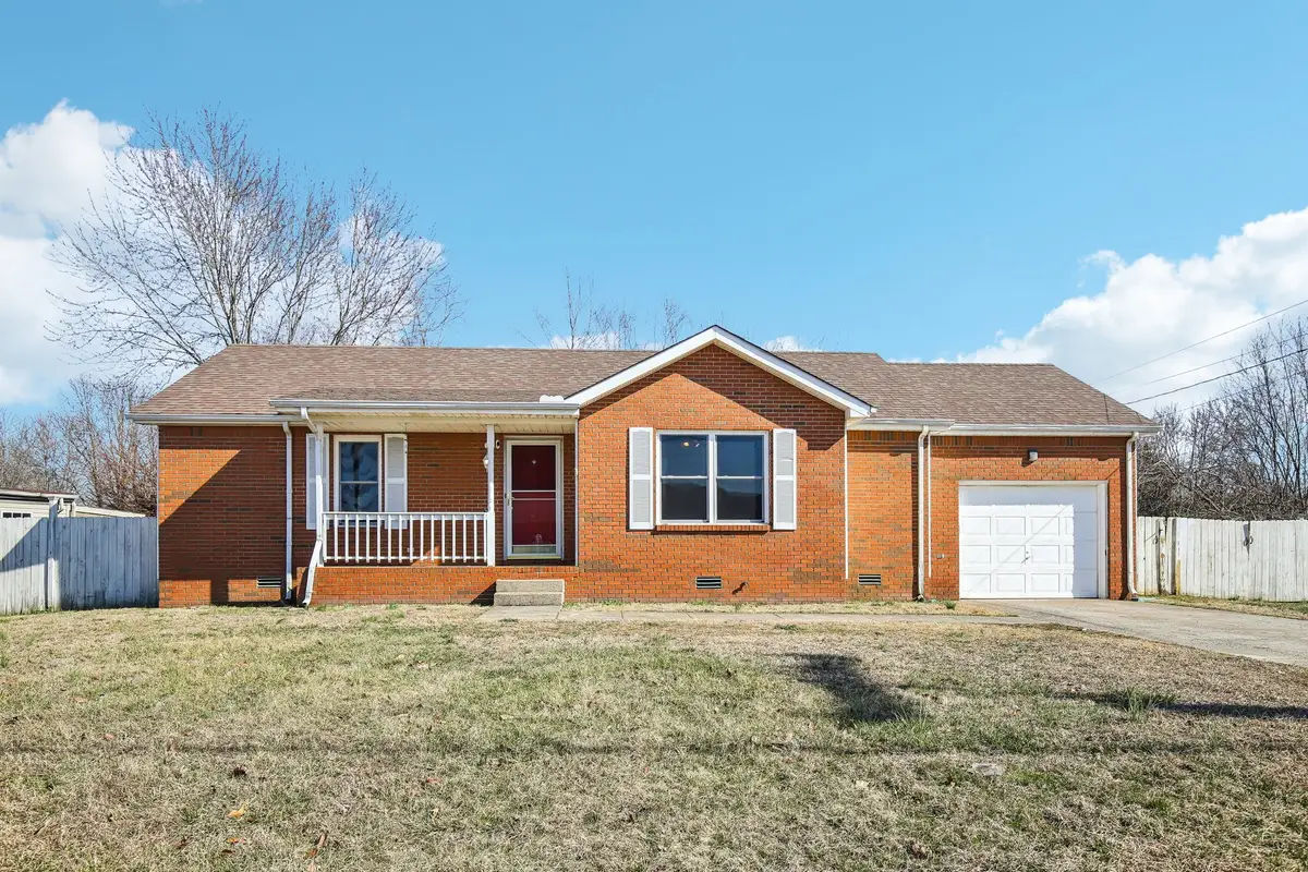 1204 Hand Dr, Clarksville, TN 37042 - Image #1