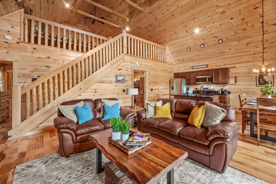 240 Forrest Loop Way, Gatlinburg, TN 37738 - Image #3