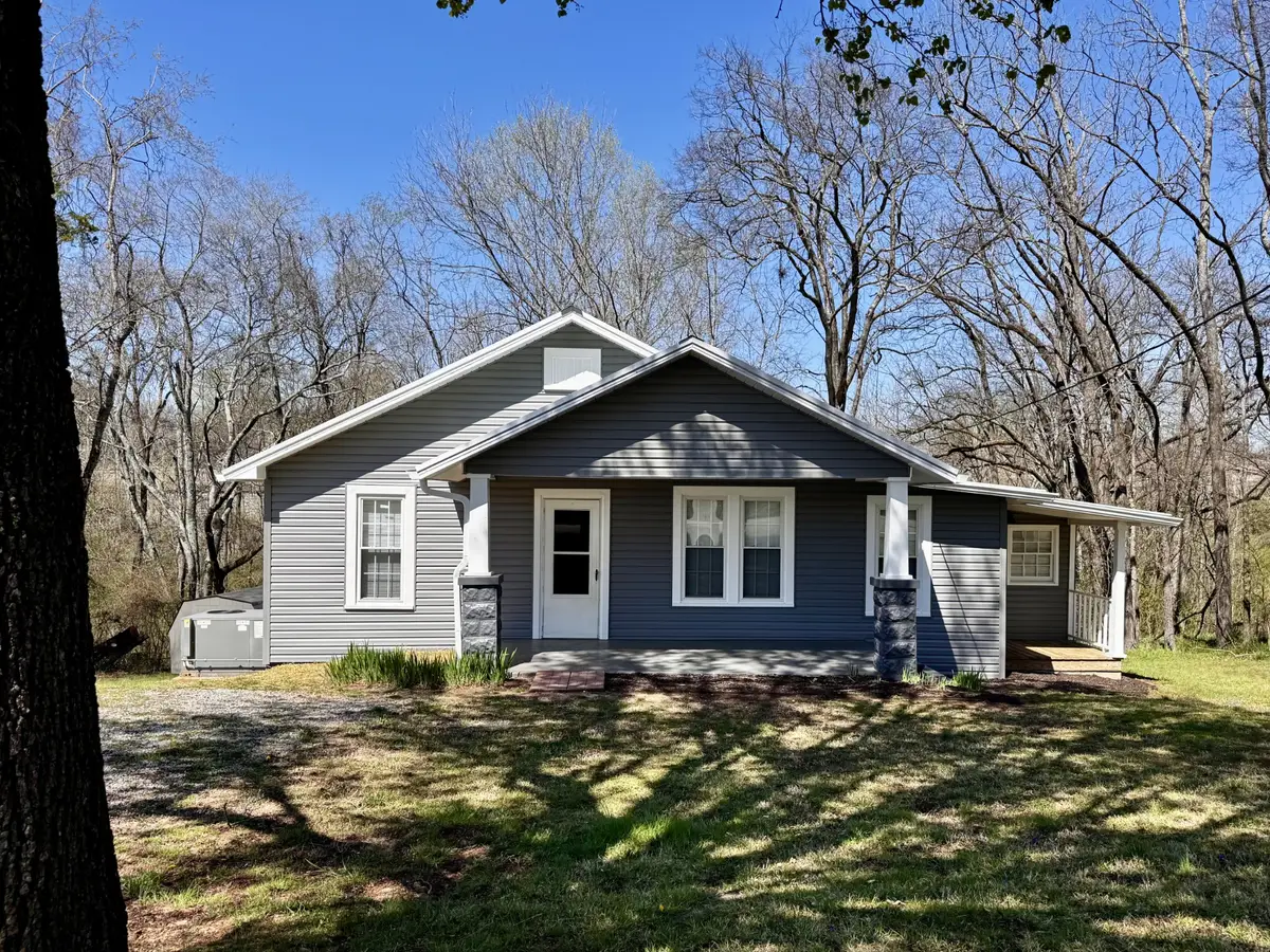 311 College Ave, Lawrenceburg, TN 38464 - Image #1