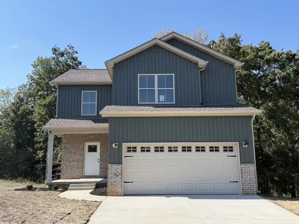 190 Dewberry Ct, Clarksville, TN 37042