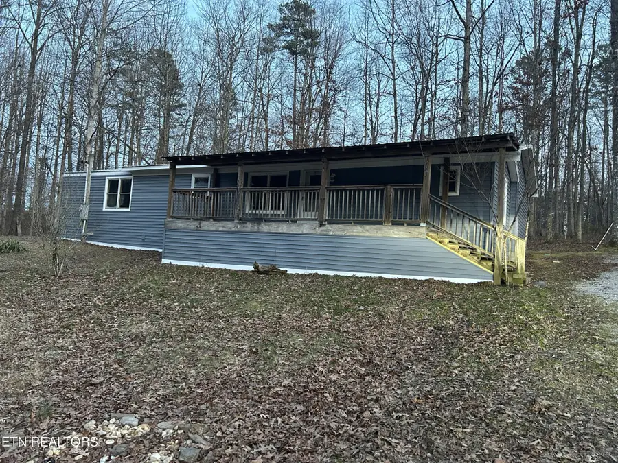 994 Pioneer Rd, Grimsley, TN 38565 - Image #2