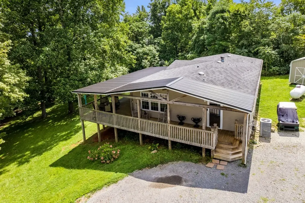 6826 Smithville Hwy, Silver Point, TN 38582 - Image #1