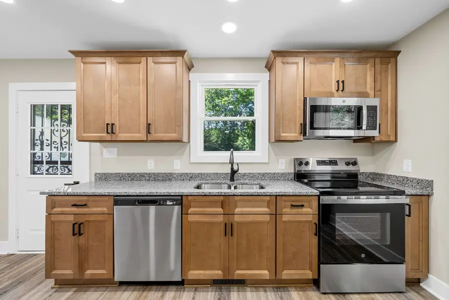 300 High St, Clarksville, TN 37040 - Image #2