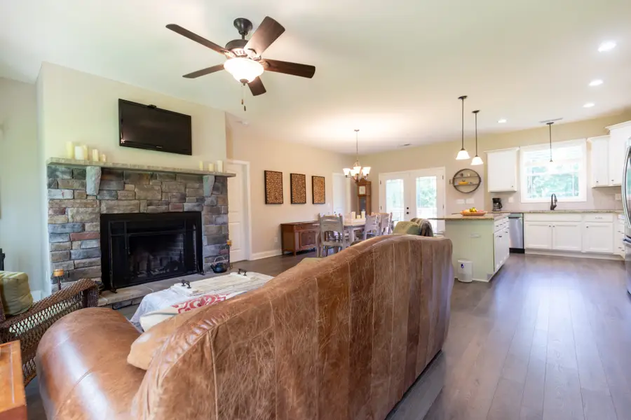 7929 Ridgewood Rd, Goodlettsville, TN 37072 - Image #2