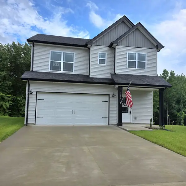 1204 Boulder Pass Rd, Clarksville, TN 37040