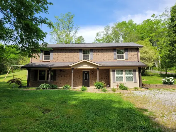 3388 Budds Creek Rd, Palmyra, TN 37142