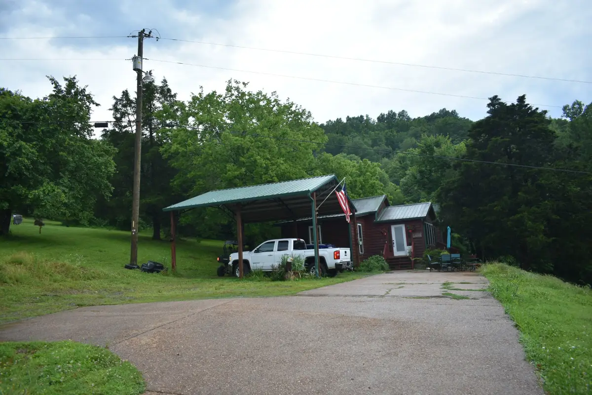 424 Forrester Hollow Ln, Granville, TN 38564 - Image #1