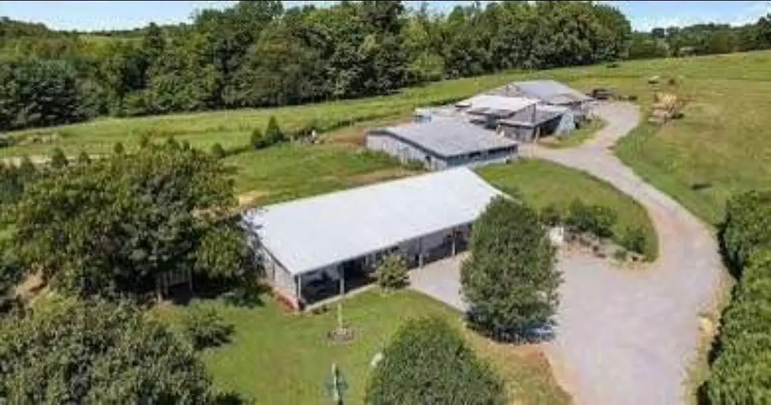 2975 Bethlehem Church Rd, Mount Hermon, KY 42157 - #1