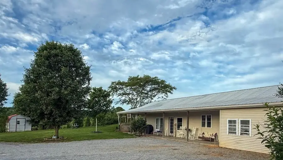 2975 Bethlehem Church Rd, Mount Hermon, KY 42157 - #2