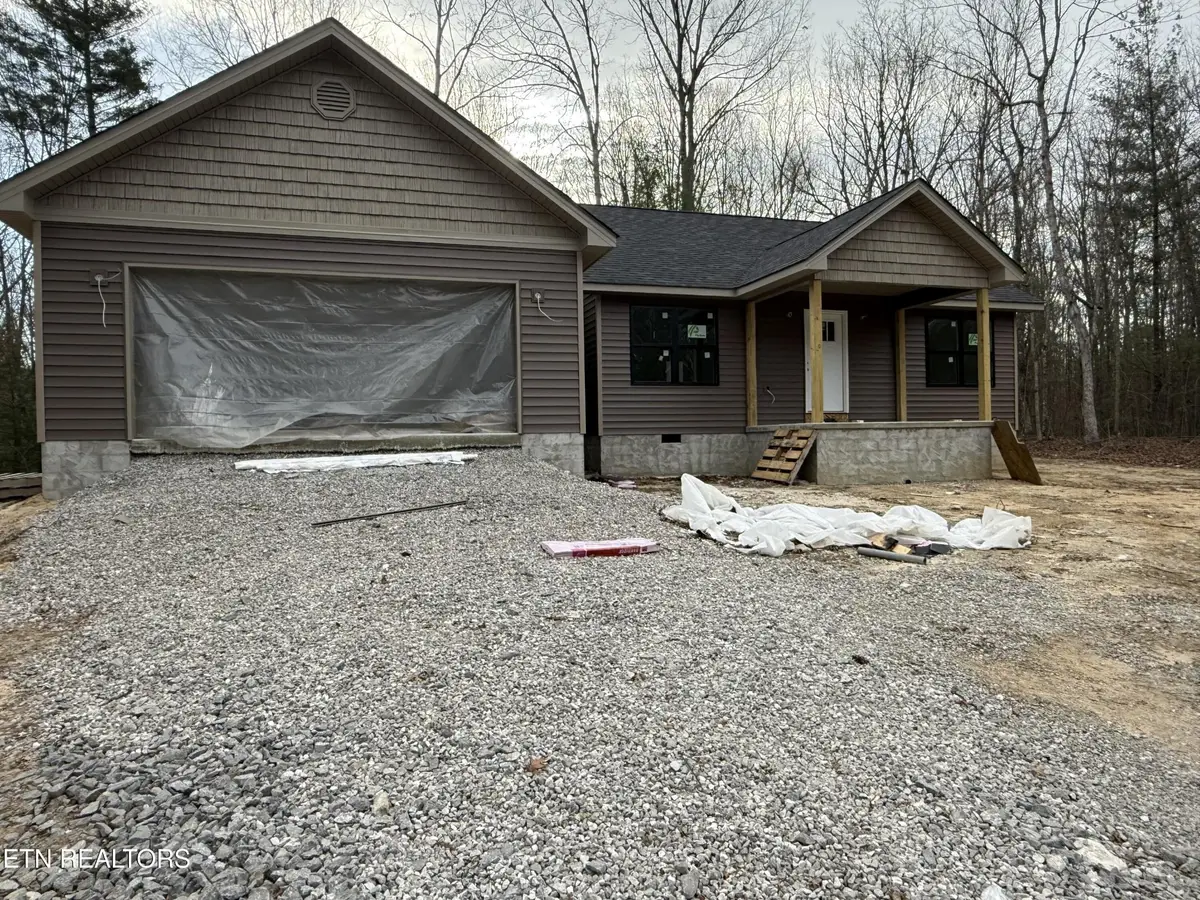 2075 Allardt Tinch Rd, Jamestown, TN 38556 - #1