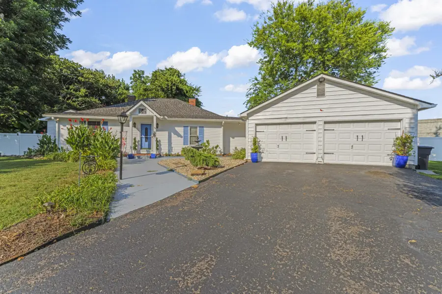 165 Rivergate Dr, Franklin, TN 37064 - Image #2