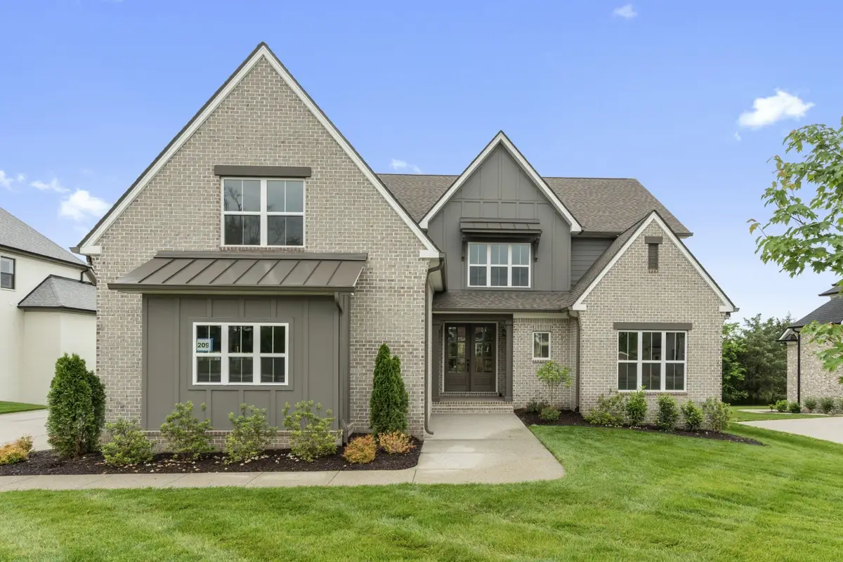 1108 Collin Dr #209, Lebanon, TN 37087 - Image #1